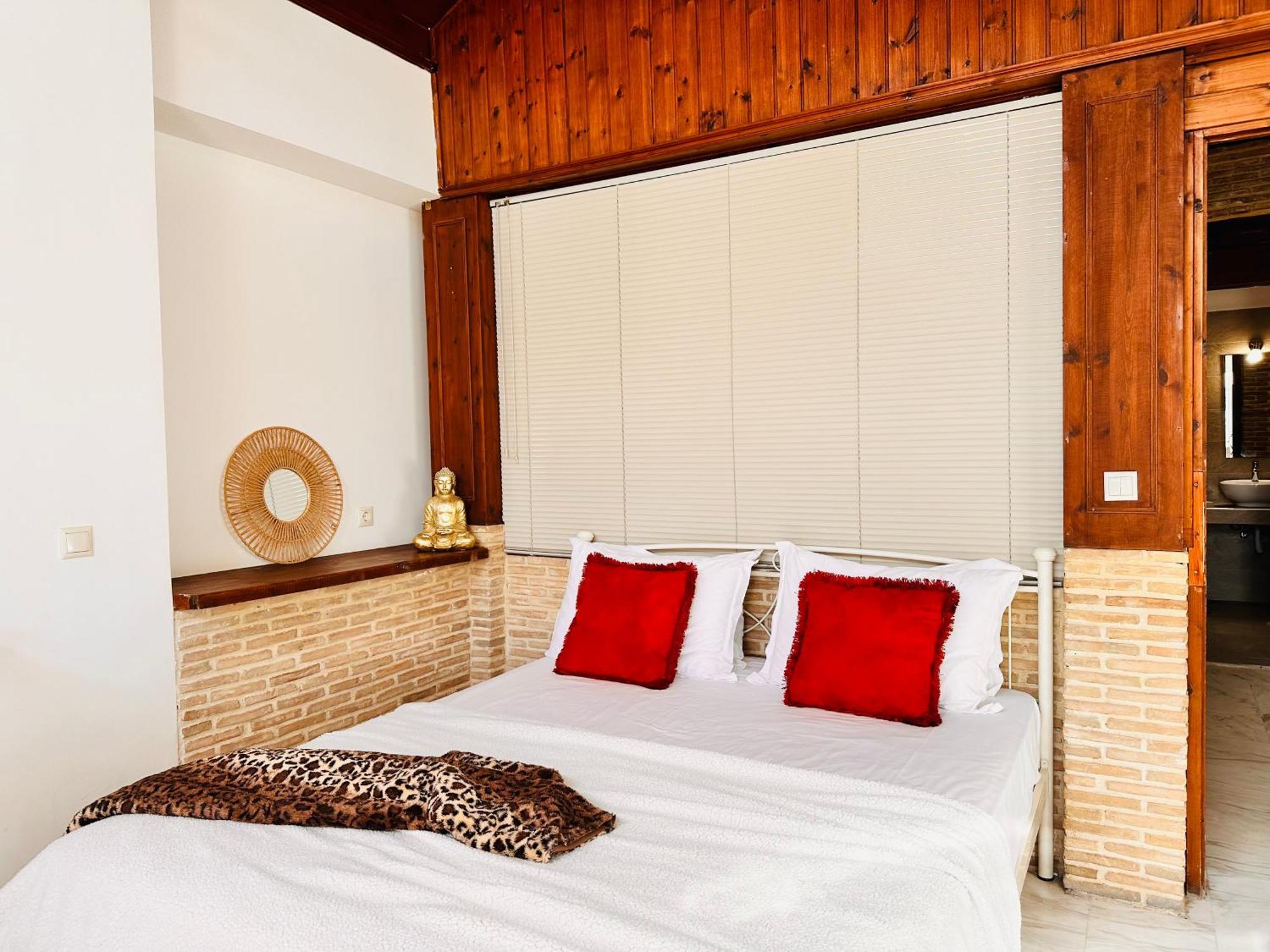 Dolce Vita Apartments - Spacious Renovated Apartments With Unique Decor Perfect For 4 In Laganas Ideal For Fun And Relaxation By Villa Mana Gers Exteriör bild